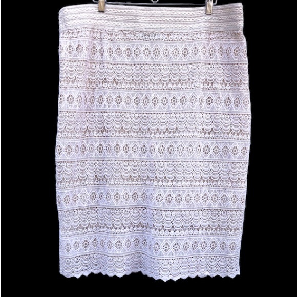 Cottagecore crochet midi pencil skirt 3X - Picture 2 of 8